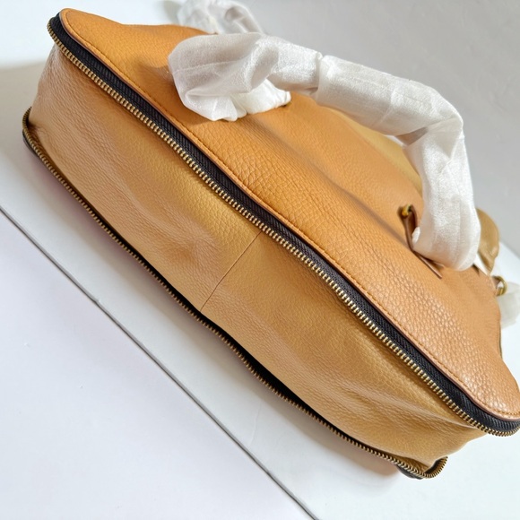 FOSSIL CAMEL TAN BROWN 2 TONE LEATHER ZIPPER CLOSE PRESTON SATCHEL TOTE BAG - Picture 9 of 13